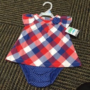 Baby’s shirt/bodysuit